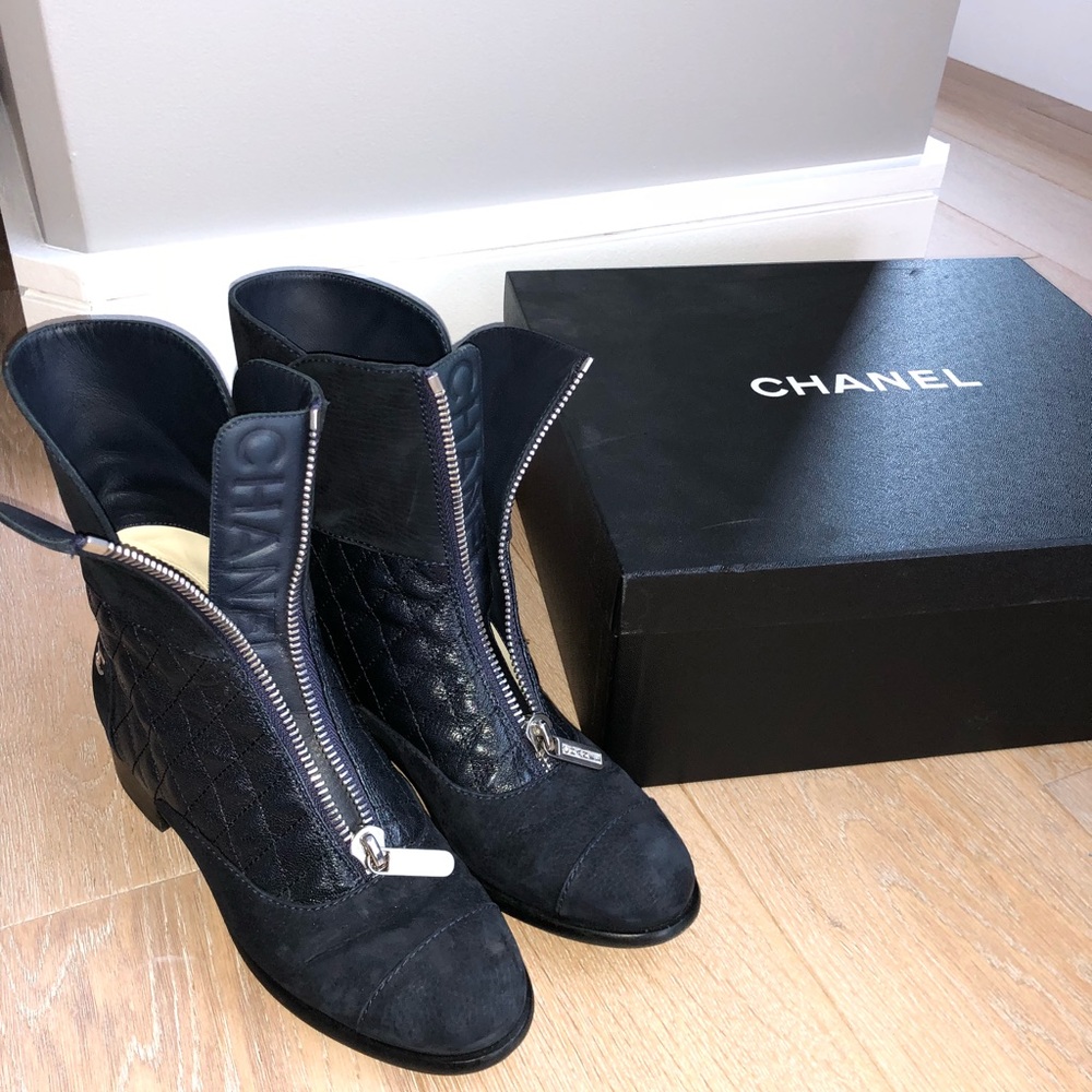 Chanel Zip Up Blue Suede Combat Boot - Picture 2 of 8